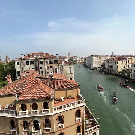 Attico Canal Grande A Palazzo Contarini Corfu Lejlighed